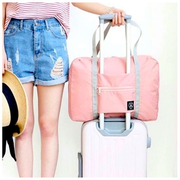 💝Boutique 💗Waterproof 💦Travel Bag ✈️ - Picture 2 of 7